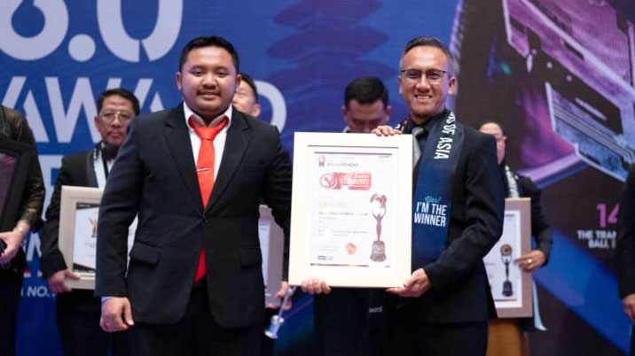 Isna Shobirin Earns Top Honor at 6.0 Award Trends Summit for Nusantara Learning Center